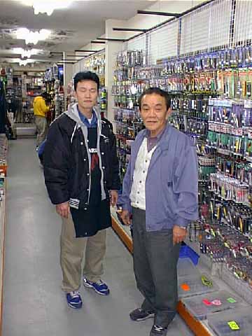 �I�[�i�[���X��