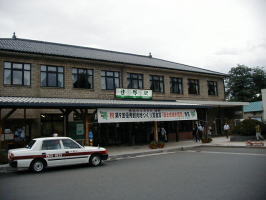 �i�q����w